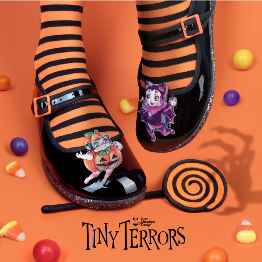 Hot Chocolate Design Chocolaticas® Tiny Terrors Women's Mary Jane Flat, 10, NIB